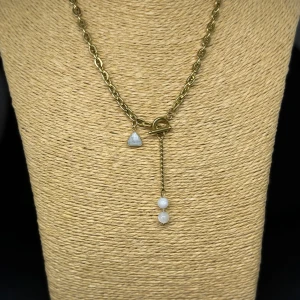 Collier « Pierre de lune « 